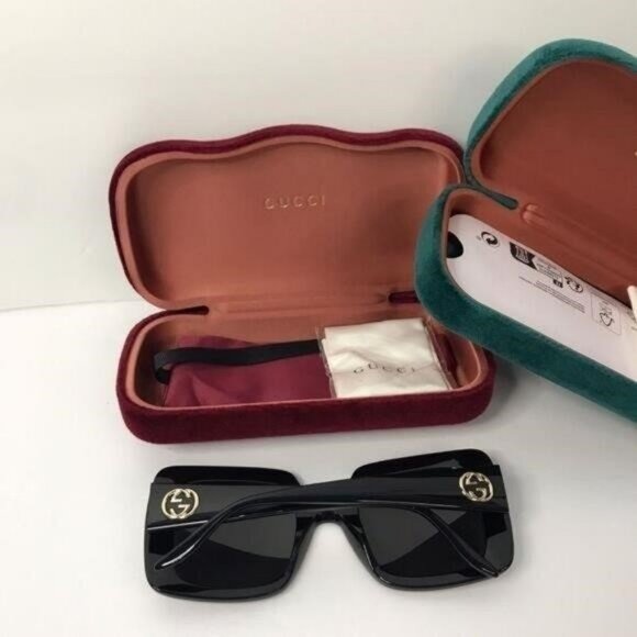 New- 💯 Original  Gucci GG0896S 001 52 Ladies Sunglasses","description":"Gucci G - Picture 4 of 12
